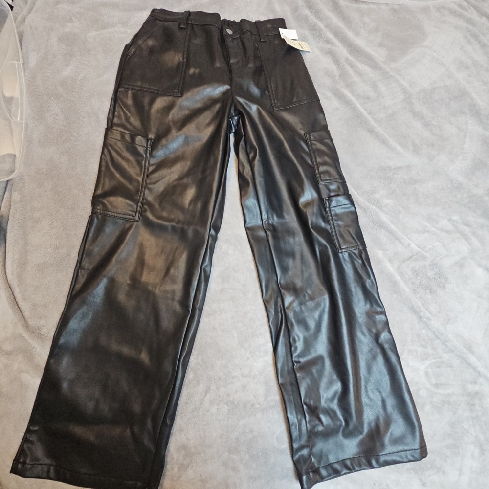 Cargo Pants Womens S Black Wide Leg High Rise Faux‎ Leather Elevated Edgy NWT